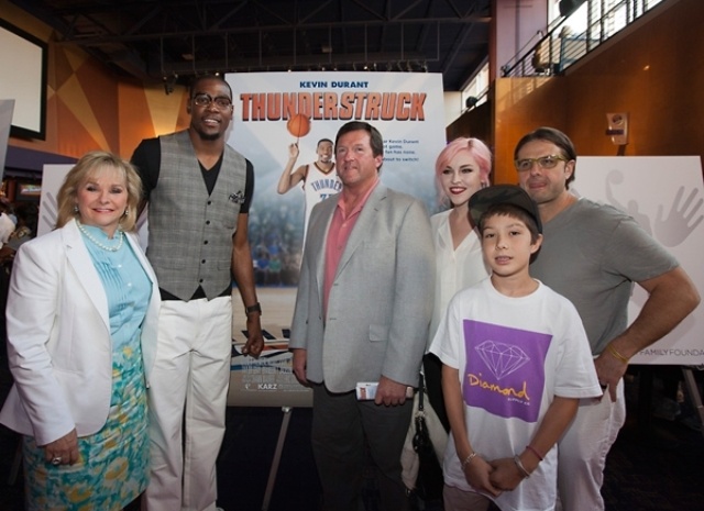 Από το βάθρο στο κόκκινο χαλί ο Ντουράντ (photos)