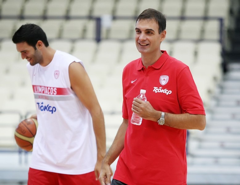 Με κέφι και χαμόγελα η πρώτη του Ολυμπιακού (photos)