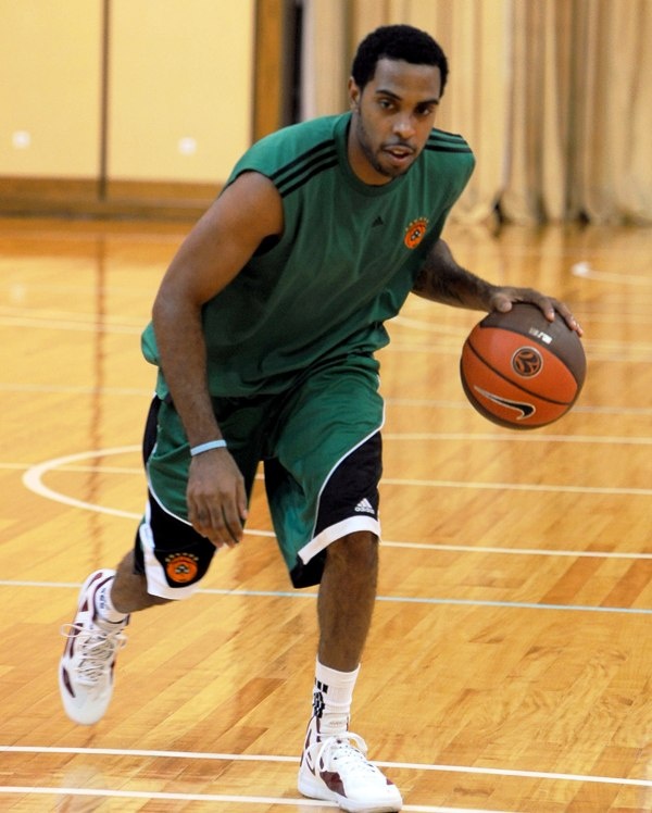 Συνεχίζεται το κτίσιμο του νέου Παναθηναϊκού (photos)