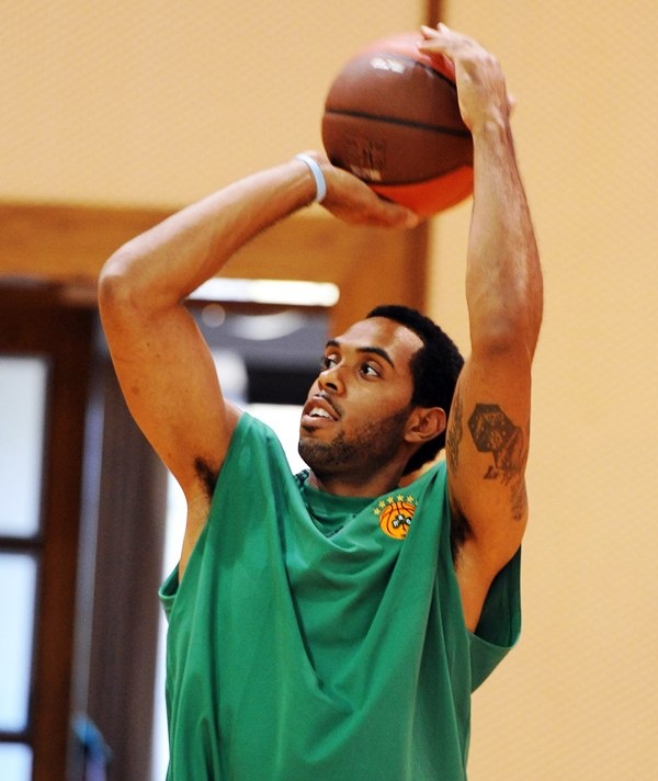 Συνεχίζεται το κτίσιμο του νέου Παναθηναϊκού (photos)