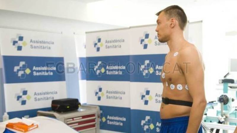 Παρουσιάστηκε από την Μπαρτσελόνα ο Γιασικεβίτσιους (photos)