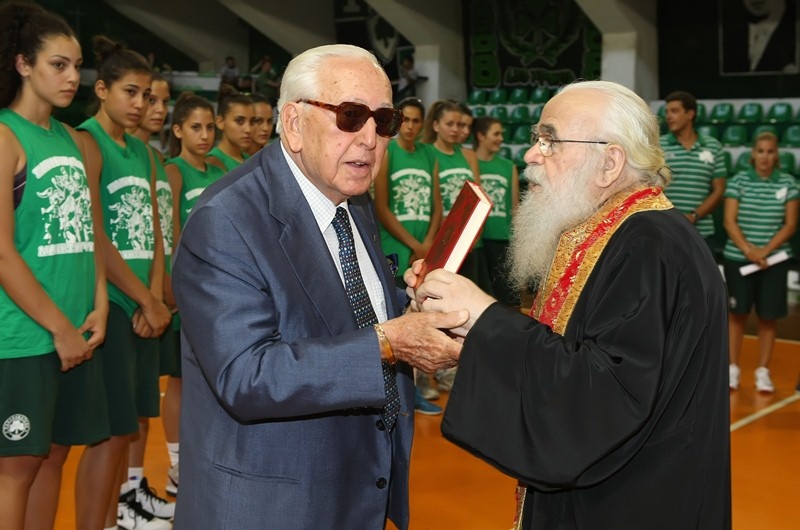 Προπόνηση και αγιασμός στον Παναθηναϊκό (photos)