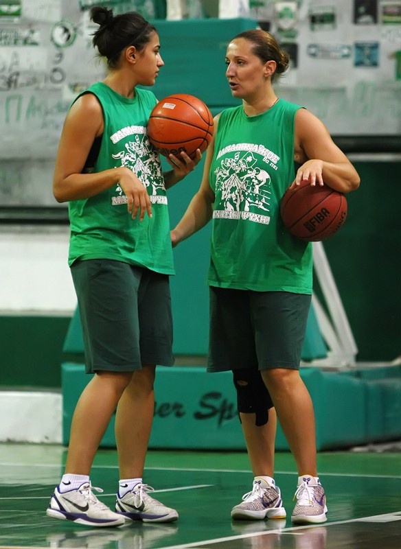 Προπόνηση και αγιασμός στον Παναθηναϊκό (photos)