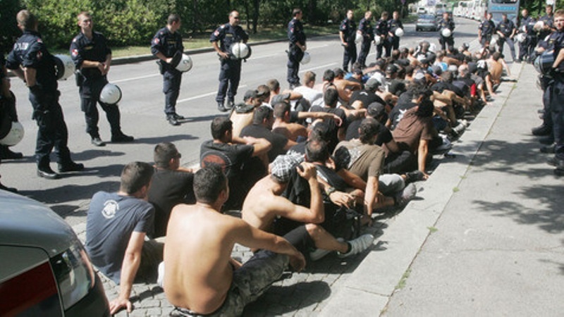 Στην άσφαλτο οι φίλαθλοι του ΠΑΟΚ (photos)