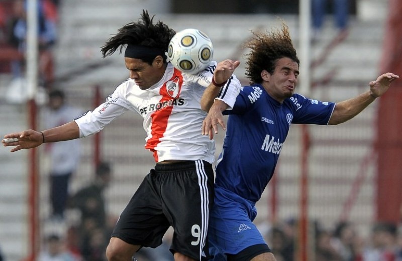 Κλείνει... σπίτια ο Φαλκάο! (photos+videos)