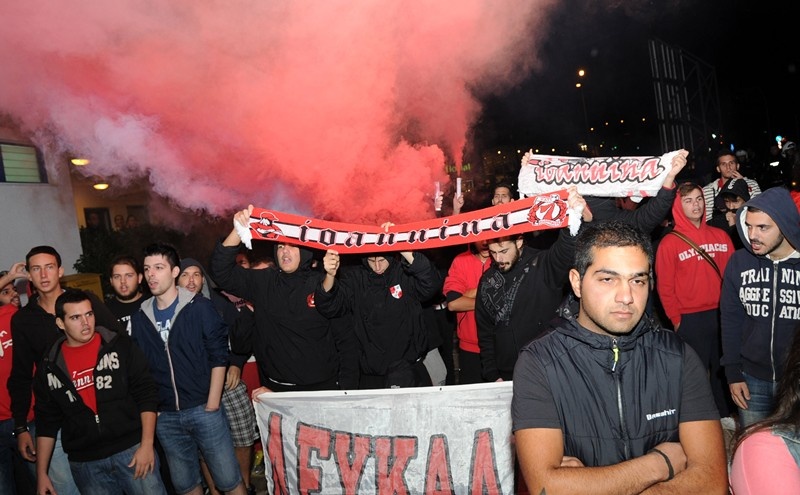 Ολυμπιακός: Αποθέωση στα Γιάννινα (photos)