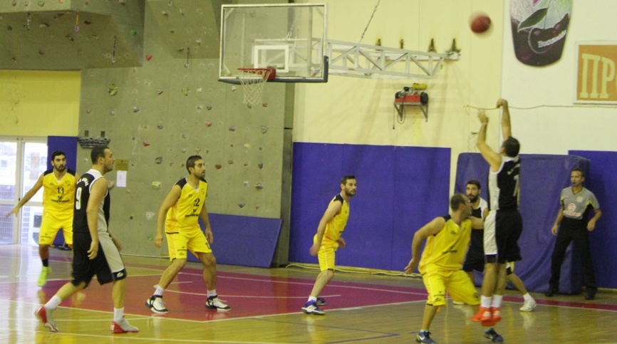 Φοίνικας Λάρισας: Έχασε δις (photos)