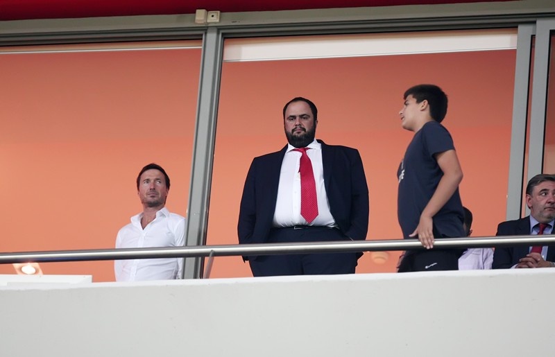 Σοκ για Ολυμπιακό, δέος και τρίποντο για Σάλκε (1-2) (video)