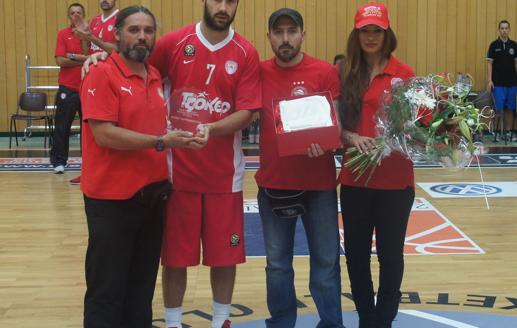 Ολυμπιακός: Με το... δεξί στη Νυρεμβέργη (photos)