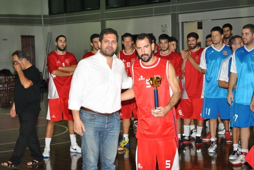 «Τζίνα Καζαντζίδου»: Νικητής ο Αμύντας (photos)