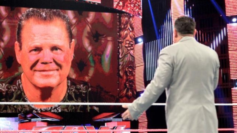 Raw SuperShow: «Σεβασμός« στον CM Punk με… μεταλλικό σωλήνα (photos + videos)