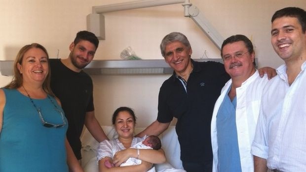 Παναγιώτης Γιαννάκης: Έγινε παππούς (photo)