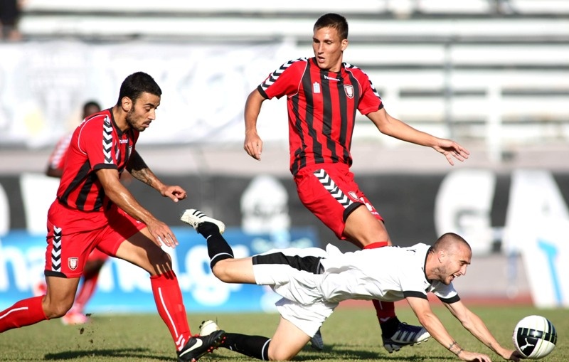 H πρεμιέρα της Football League με εικόνες