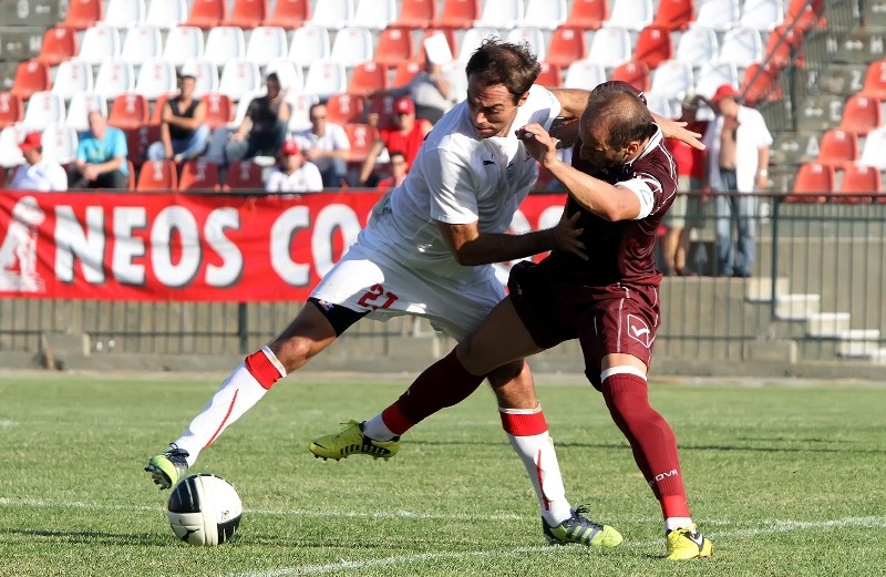 H πρεμιέρα της Football League με εικόνες