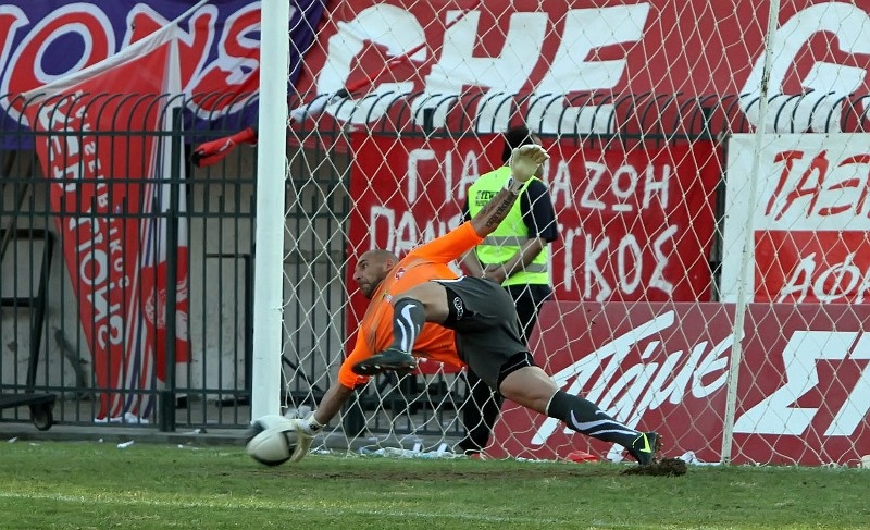 H πρεμιέρα της Football League με εικόνες