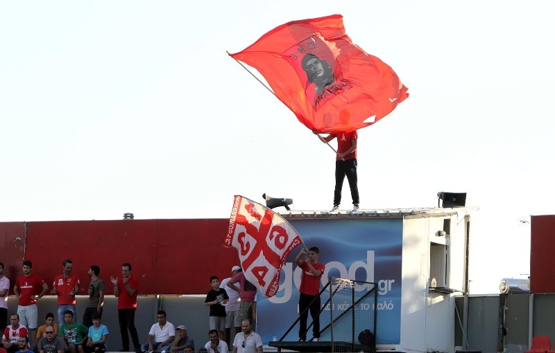 H πρεμιέρα της Football League με εικόνες