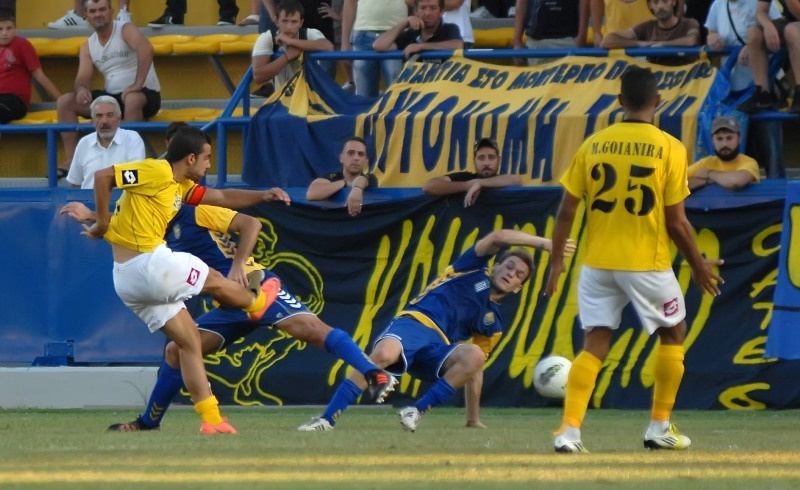 H πρεμιέρα της Football League με εικόνες