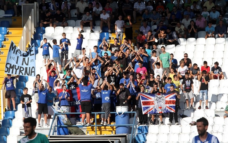 H πρεμιέρα της Football League με εικόνες