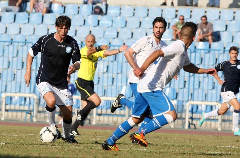 H πρεμιέρα της Football League με εικόνες