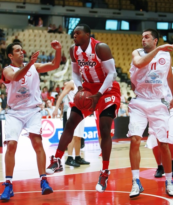Ολυμπιακός: «Διπλό» στο ΣΕΦ, 43-94 τη Νέα Κηφισιά (photos)