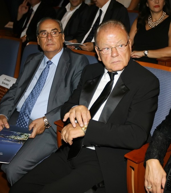 Συγκλόνισε στην ομιλία του ο Βασίλης Μιχαλολιάκος (videos+photos)