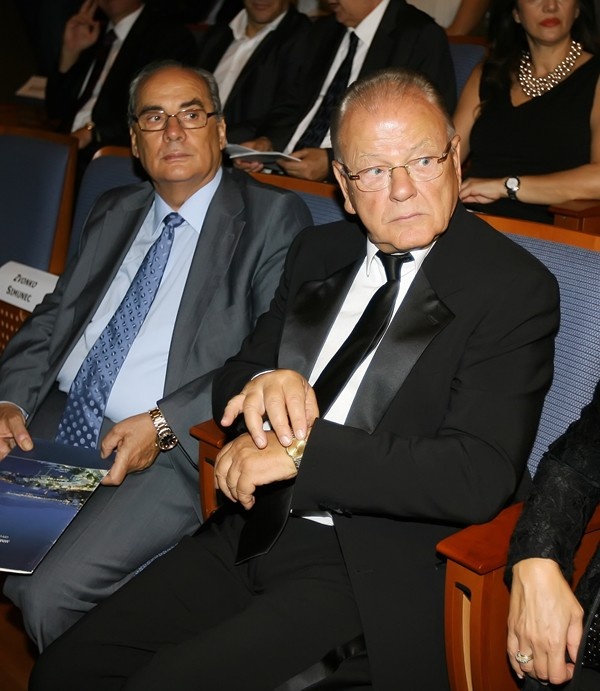 Ομπράντοβιτς - Ίβκοβιτς: Σέρβοι πρέσβεις, Έλληνες δημότες! (videos+photos)