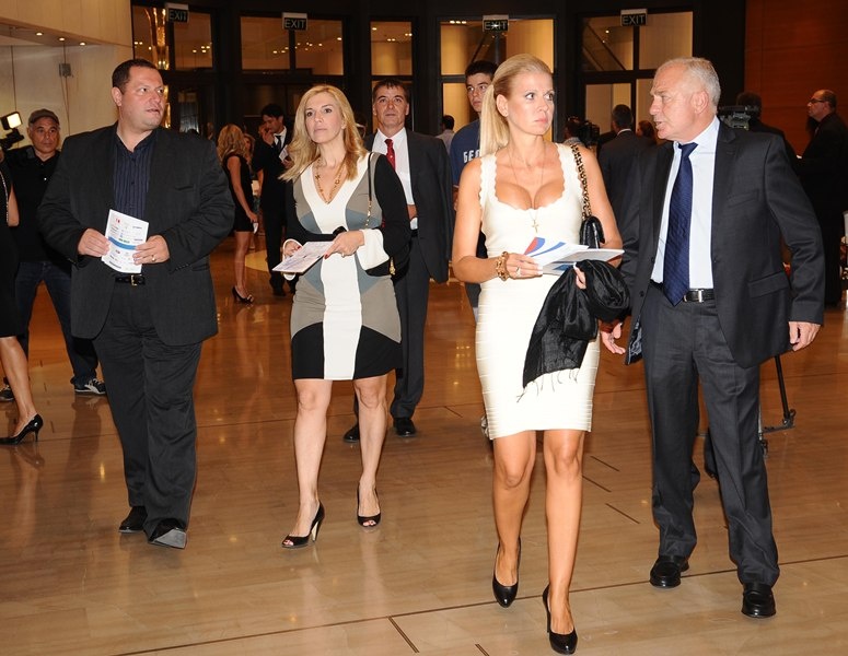 Ομπράντοβιτς - Ίβκοβιτς: Σέρβοι πρέσβεις, Έλληνες δημότες! (videos+photos)