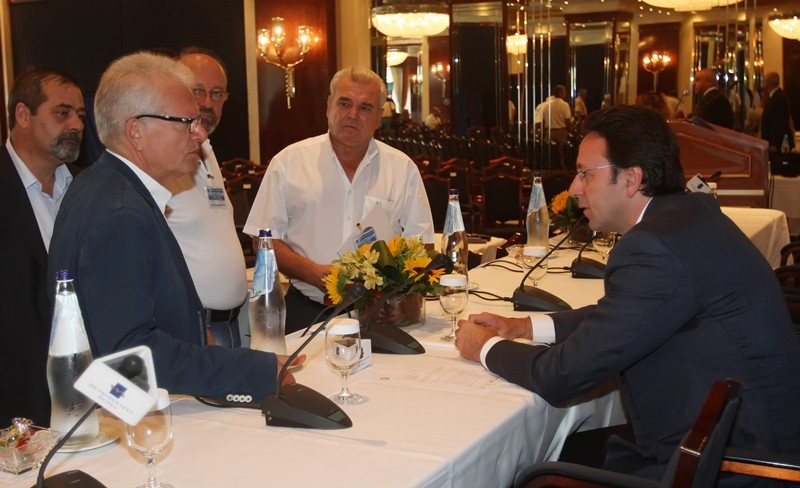 Νέος πρόεδρος της ΕΠΟ ο Γιώργος Σαρρής (photos)