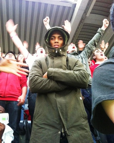 Οπαδός της Γιουνάιτεντ ο Γιάνγκ (photos)