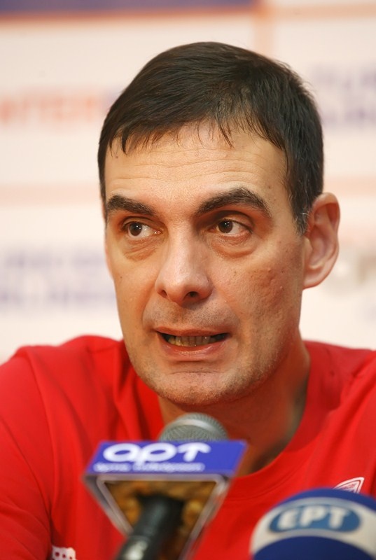Μπαρτζώκας: «Φτιαγμένος για τίτλους ο Ολυμπιακός» (photos)