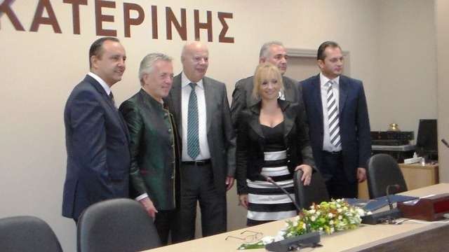 ΕΟΚ: Επίτιμος δημότης Κατερίνης ο Βασιλακόπουλος (photos)
