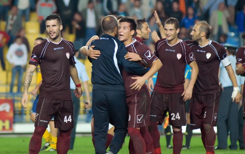 H 5η αγωνιστική της Football League με εικόνες