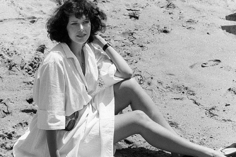 «Εμμανουέλα»: Πέθανε η Σίλβια Κριστέλ (photos+video)