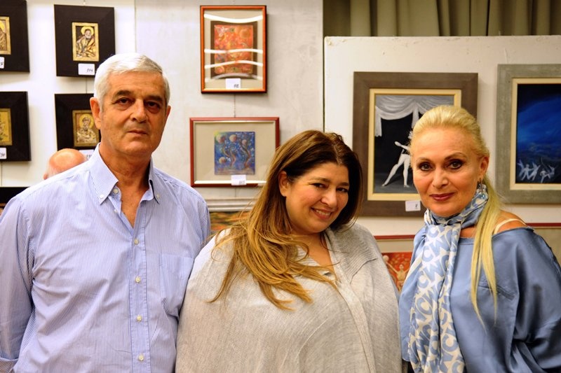 Πλήθος κόσμου και Καπετάνιος στην έκθεση του Τάκη Οικονομόπουλου (photos)