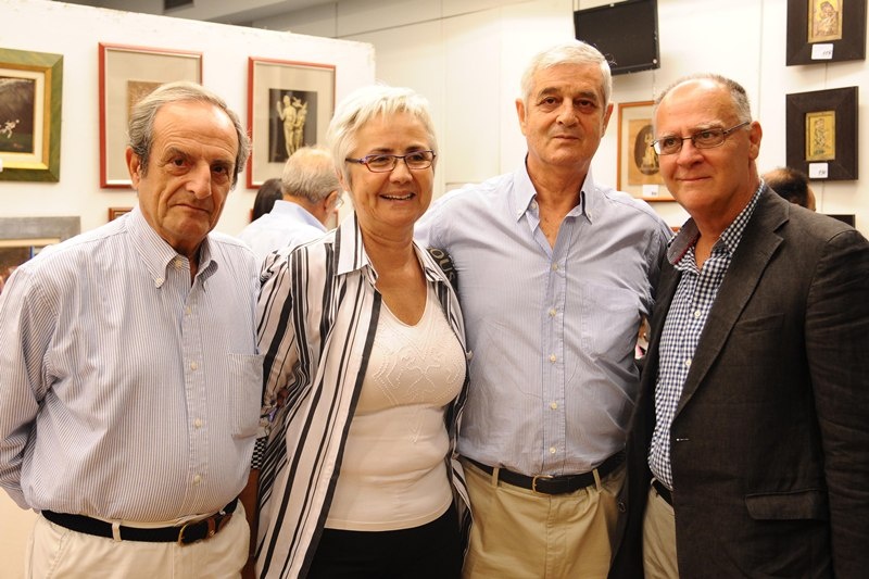 Πλήθος κόσμου και Καπετάνιος στην έκθεση του Τάκη Οικονομόπουλου (photos)