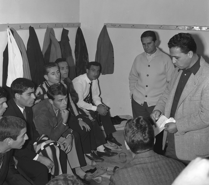 Ρετρό ιστορίες: ΠΑΟΚ - ΑΕΚ: Oταν φτερουγίζουν οι «Αετοί» (photos+videos)