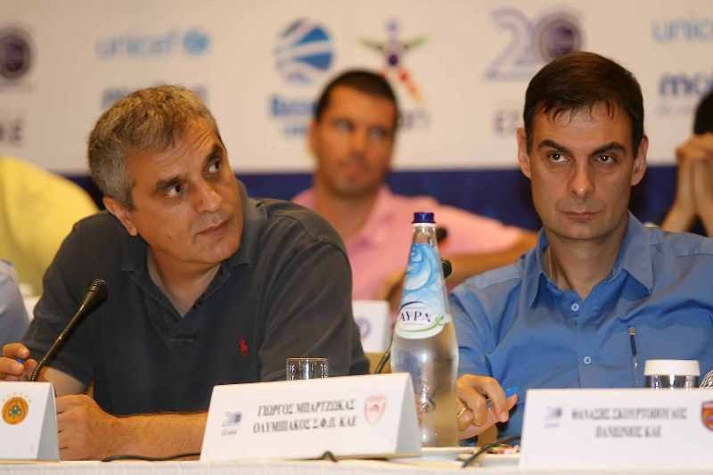 Παναθηναϊκός – Ολυμπιακός: Όταν ο Πεδουλάκης συνάντησε τον Μπαρτζώκα (photos+videos)
