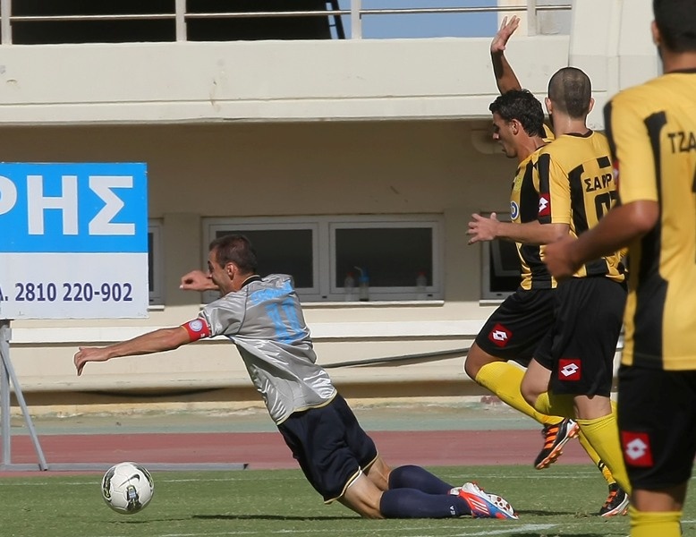 H 6η αγωνιστική της Football League με εικόνες