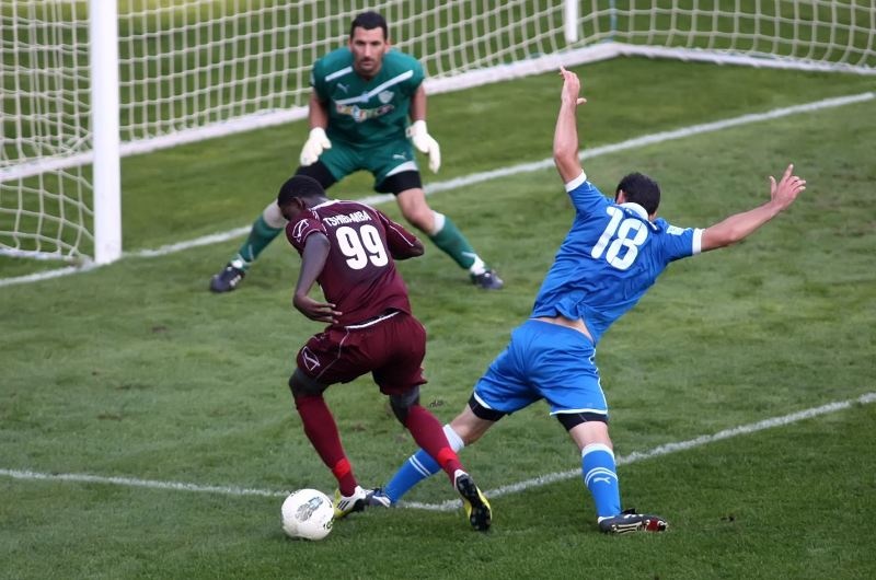 H 6η αγωνιστική της Football League με εικόνες
