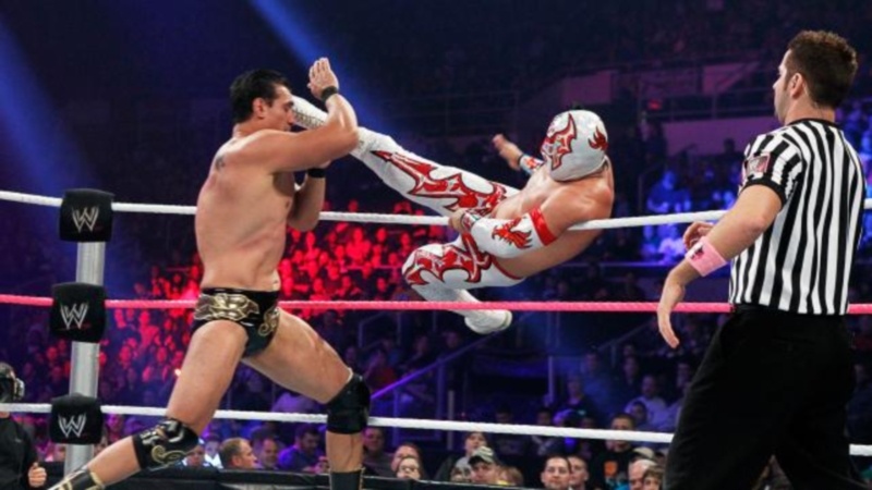 WWE Main Event: Κυρίαρχος ο Ryback (photos + video)