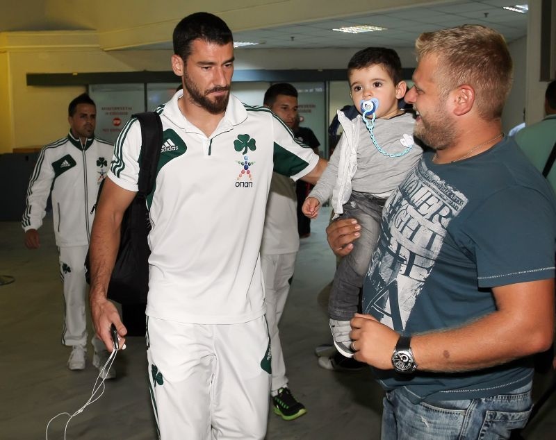Παναθηναϊκός: Έφτασε στην Κρήτη (photos)