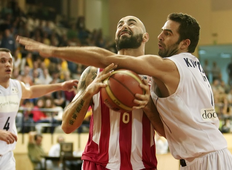 Ολυμπιακός: Ξέσπασε στον Ίκαρο! (photos)