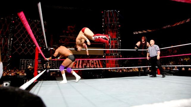 Hell in a Cell: Συνομωσία εναντίον Ryback (videos+photos)