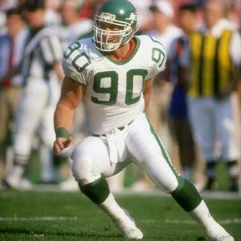 NFL: Αποσύρθηκε η φανέλα του Dennis Byrd (photos)