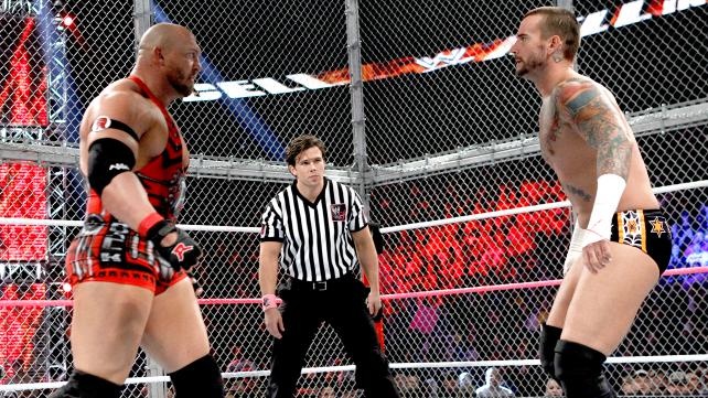 Hell in a Cell: Συνομωσία εναντίον Ryback (videos+photos)
