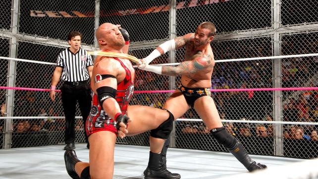 Hell in a Cell: Συνομωσία εναντίον Ryback (videos+photos)