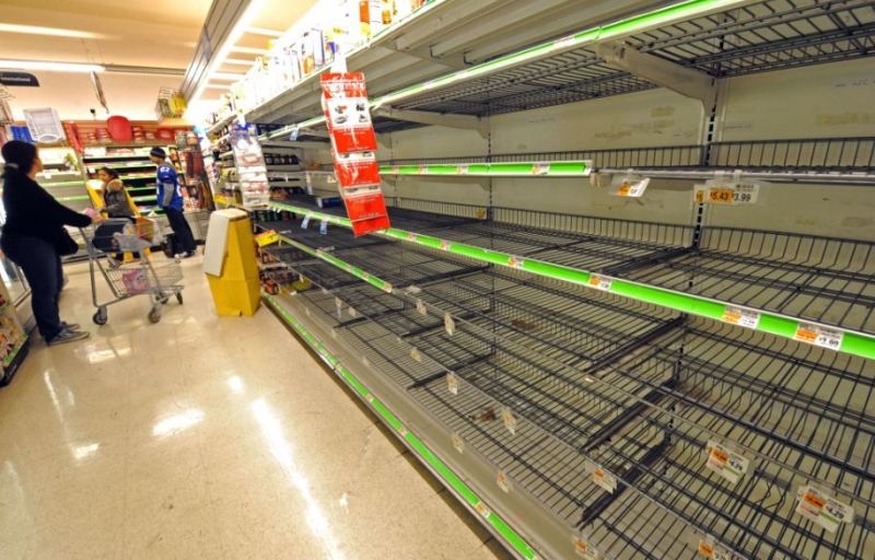 Τρομοκρατεί και «ερημώνει» τη Νέα Υόρκη ο τυφώνας «Σάντι» (photos+videos)
