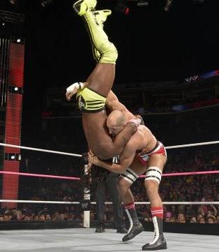 Raw Supershow: Team Punk vs Team Foley (photos + videos)