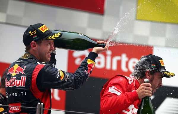 Formula 1: Φέτελ ή Αλόνσο; (photos+videos)