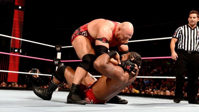 Raw Supershow: Team Punk vs Team Foley (photos + videos)